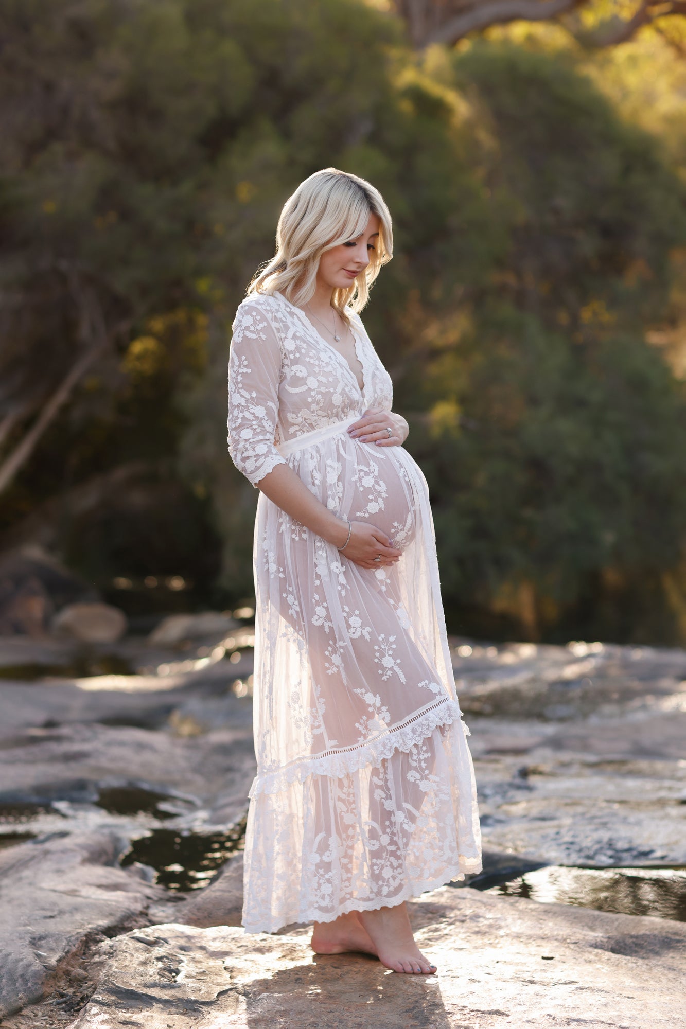 Outdoor Maternity Session - 10 Digital Images