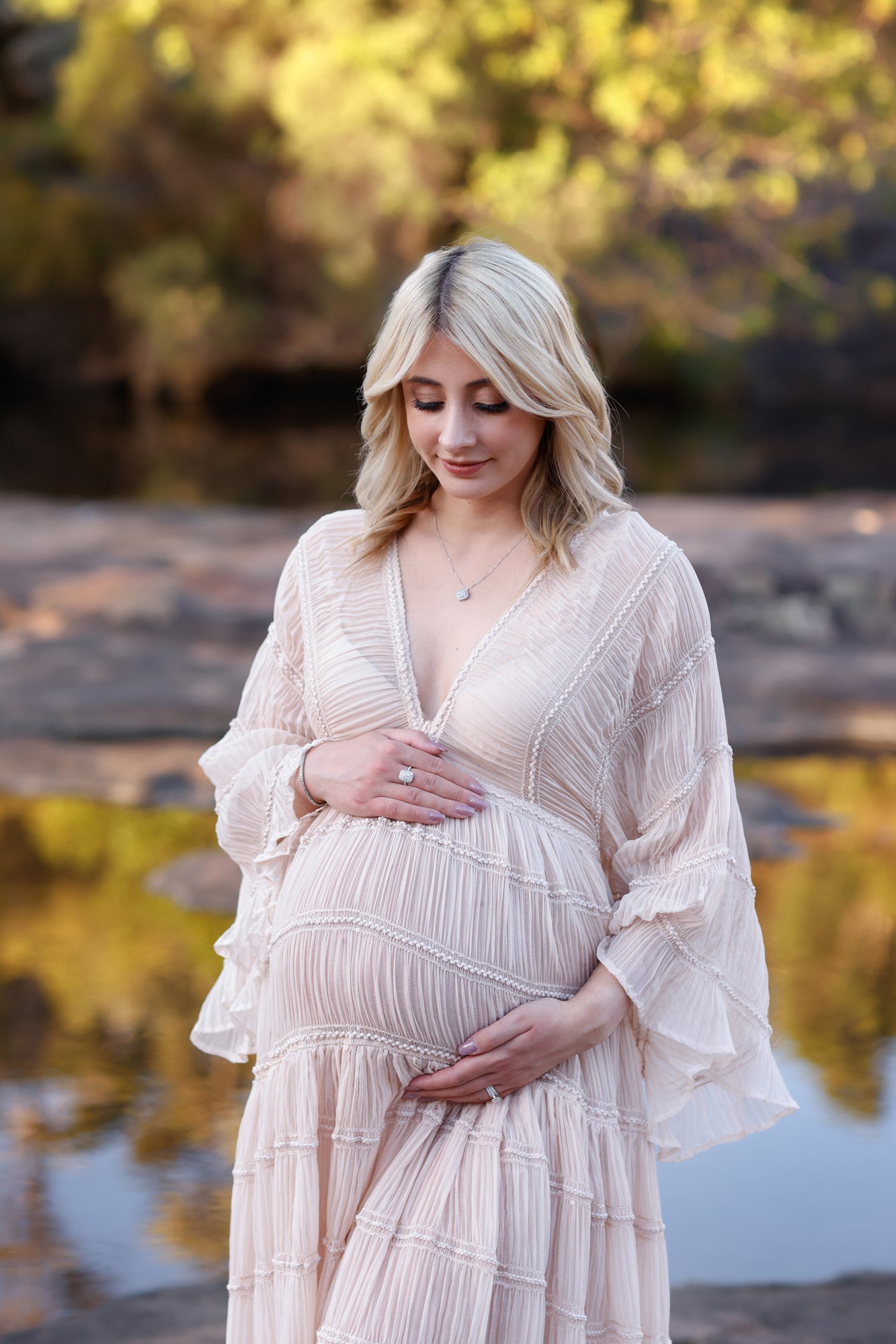 Outdoor Maternity Session - 10 Digital Images