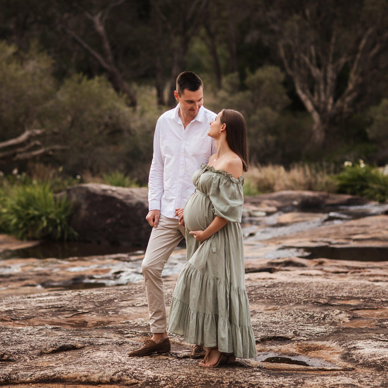 Outdoor Maternity Session - 10 Digital Images - Melissa Larson Photography