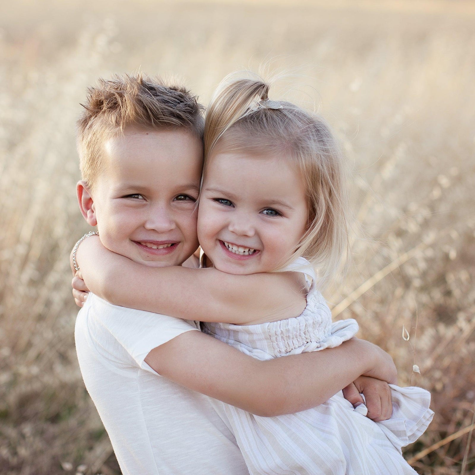 Family Outdoor Photography - 10 Digital Images - Melissa Larson Photography