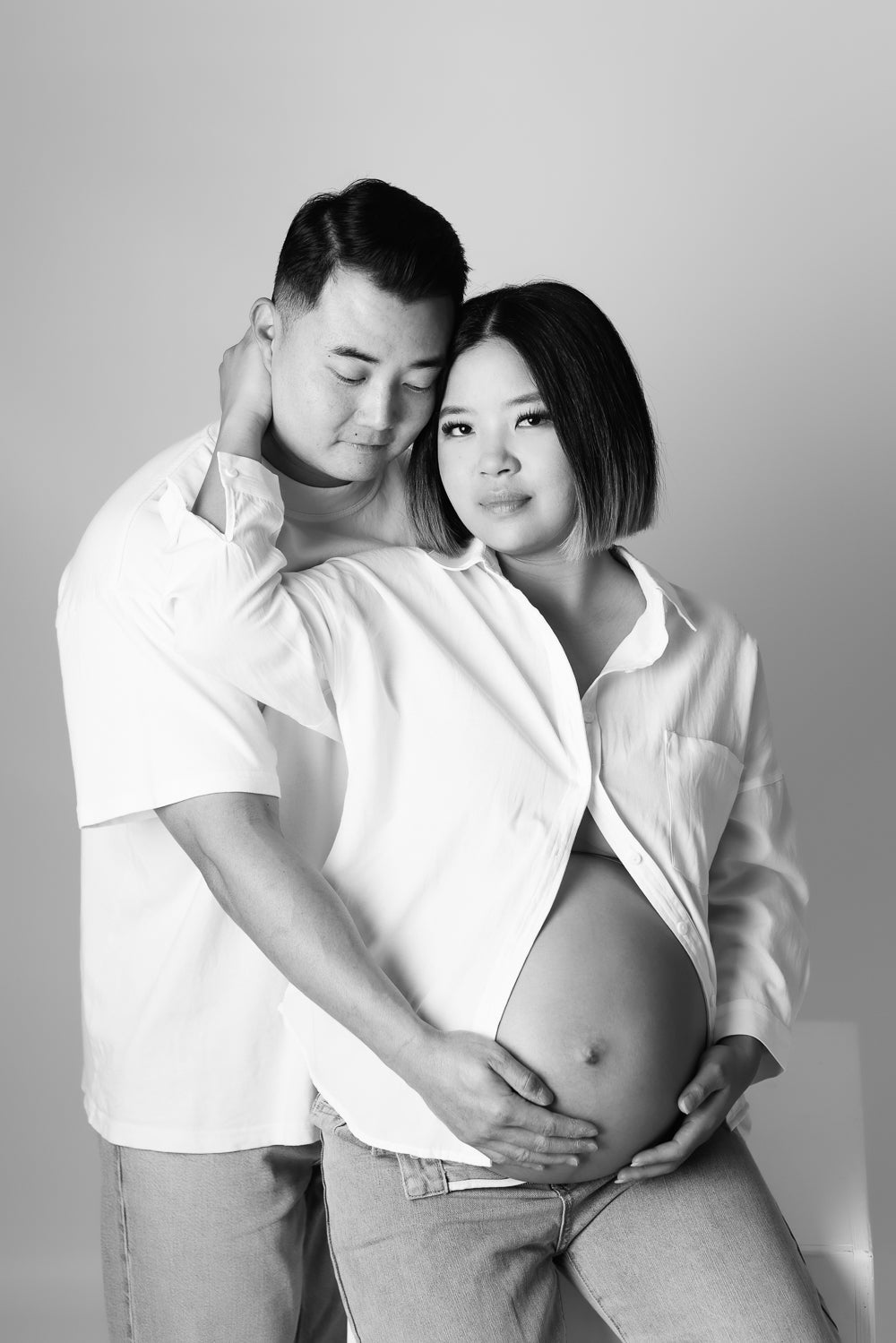 Couture Studio Maternity Session - 5 Digital Images