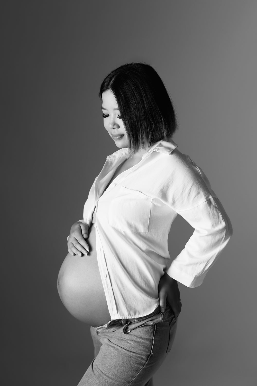 Couture Studio Maternity Session - 5 Digital Images