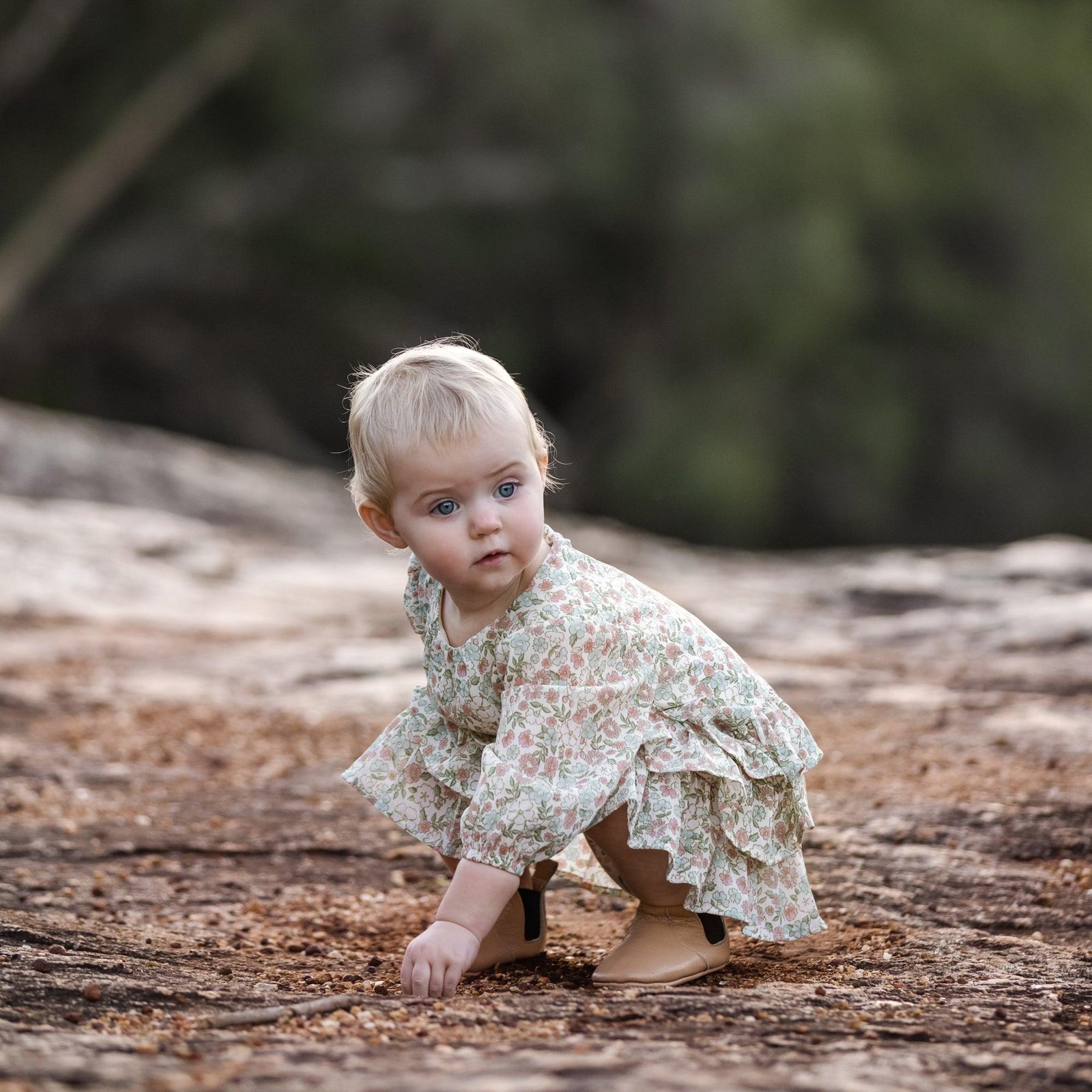 Family Outdoor Photography - 10 Digital Images - Melissa Larson Photography