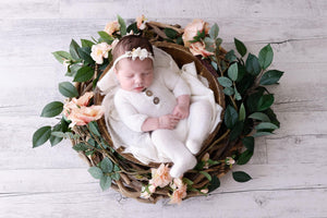 Newborn Session - 20 Digital Images - Melissa Larson Photography